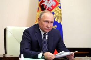 Путин призвал Генпрокуратуру обеспечить спокойную работу бизнеса
