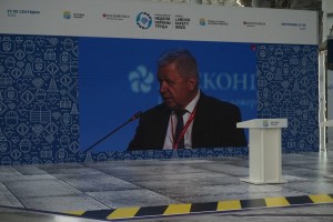 Шмаков: невыплата зарплаты – угроза жизни для работника