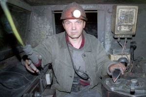 Ниточка, иголочка, шахтерская звезда