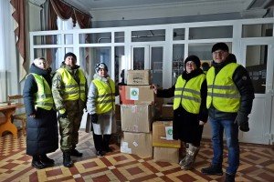 Активисты СЛПК передали вещи и продукты питания участникам СВО
