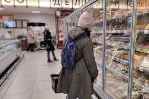 Названы самые подорожавшие за год санкций продукты