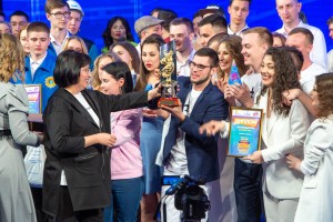 Весело, находчиво, задорно