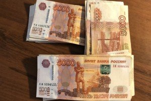 В правительстве решали, как бороться с зарплатами «в конвертах»