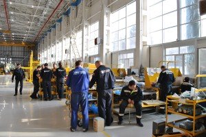 Жара на заводе «Прогресс»: профсоюз пожаловался на условия труда работников