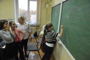 В Думе предложили выдавать ежегодное пособие к 1 сентября