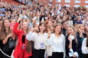 Под алыми парусами - в новый учебный год