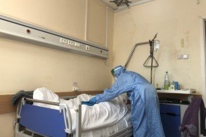Латвийские медики добились повышения зарплат