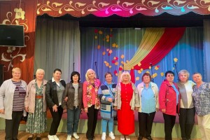 Первичная профорганизация Муромского почтамта Владимирской области поздравила ветеранов связи с 1 октября