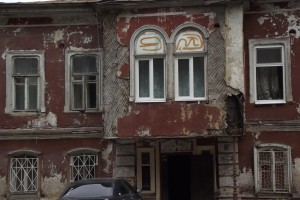 Жители аварийных домов получат жилье вне очереди