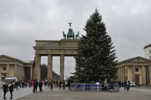 Тысячи немецких госслужащих вышли на забастовку