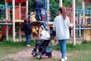 Россиянам напомнили о начале приема заявлений на продление единого пособия