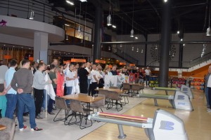 Свердловские строители соревновались в боулинге и бильярде