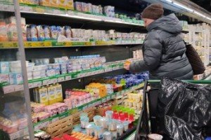 Росстат: каждый десятый товар подешевел в 2023 году