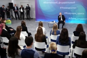 Путин гарантировал дальнейшее увеличение уровня МРОТ