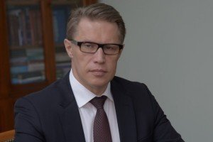 Мурашко объявил дату начала новых выплат медикам в малых городах