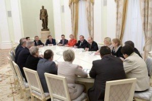 Путин назвал соцнормы на ЖКУ скрытым повышением тарифов