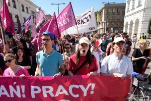 Рабочая Польша продолжает сокращаться