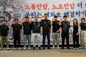 Трехдневная забастовка сотрудников южнокорейского Samsung перешла в бессрочную