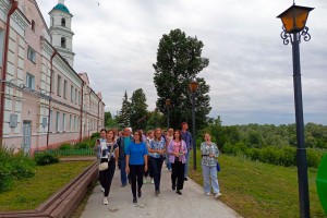 Сшитые дорогой