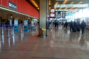 Забастовка сотрудников парижских  аэропортов отменена