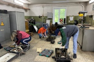 В ПАО "Ураласбест" стартовали конкурсы лучших по профессии, посвященные Дню строителя