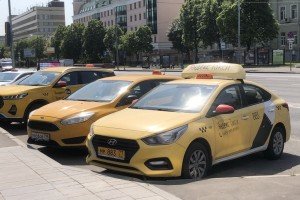 Большинство таксистов не выполнили новые требования для работы с 1 сентября
