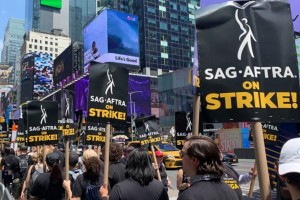 Актеры США смогут лицензировать цифровые реплики своего голоса