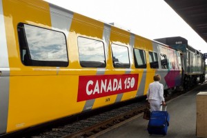 Канадский железнодорожный транспорт остановился из-за забастовки