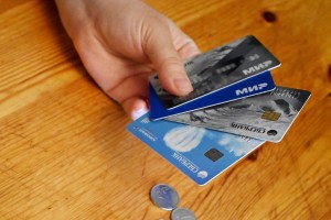 В России вырос объем долгов по кредиткам