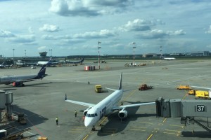 Российские авиакомпании накажут за нарушения правил перевозки ручной клади