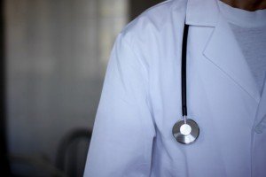 Роструд запустил индикатор риска для контроля за оплатой труда медиков