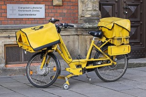 Сотрудники немецкой почты начали предупредительную забастовку