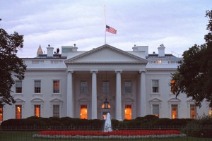 В США расследуют мошенничество среди богатых госслужащих