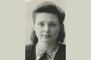 16-летняя фельдшер
