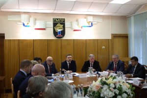 Депутаты Госдумы обсудили с руководством ФНПР актуальные проблемы трудовых отношений