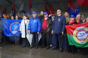 Своих не бросаем