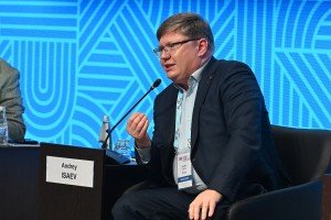 Исаев: доля оплаты труда работников в ВВП вырастет до 60% к 2030 году