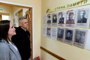 Остаются рядом с нами навсегда. Свердловские профсоюзы создали «Стену Памяти»