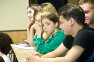 Вузам запретили увеличивать число платных мест