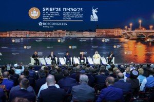 Президент объявил о рекордном снижении уровня бедности в России