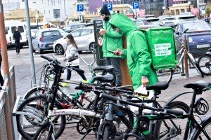 Допустимая доля иностранных работников в России в 2026 году может сократиться