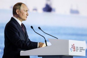 Путин: экономика России должна стать экономикой высоких зарплат