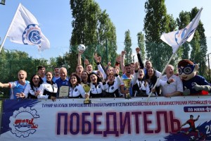 Футбольное единство автомобилестроителей: КАМАЗ успешно принял Кубок Профсоюза АСМ РФ