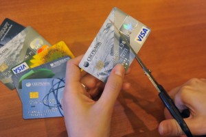 Первый взнос на вторичную «однушку» обойдется россиянам в от 9 до 35 зарплат