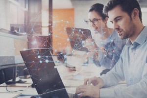 Треть россиян скрывают использование нейросетей на работе