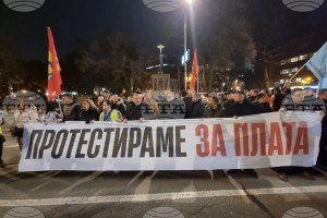 Профсоюзы Северной Македонии грозят блокадой парламента и забастовками