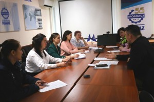 На заседании комиссии по информационной работе ОППО ПАО «КАМАЗ» обсудили подготовку к первомайским акциям и Дню Победы