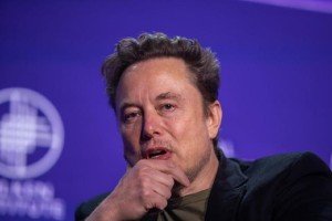 Илон Маск призвал правительство США раздать деньги для борьбы с безработицей