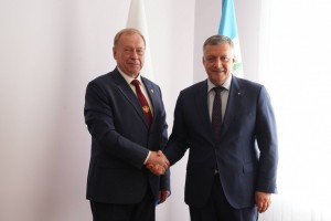 Председатель профсоюза работников госучреждений РФ встретился с губернатором Иркутской области