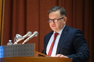 Зампред ФНПР Александр Шершуков назвал причины дисбаланса на рынке труда